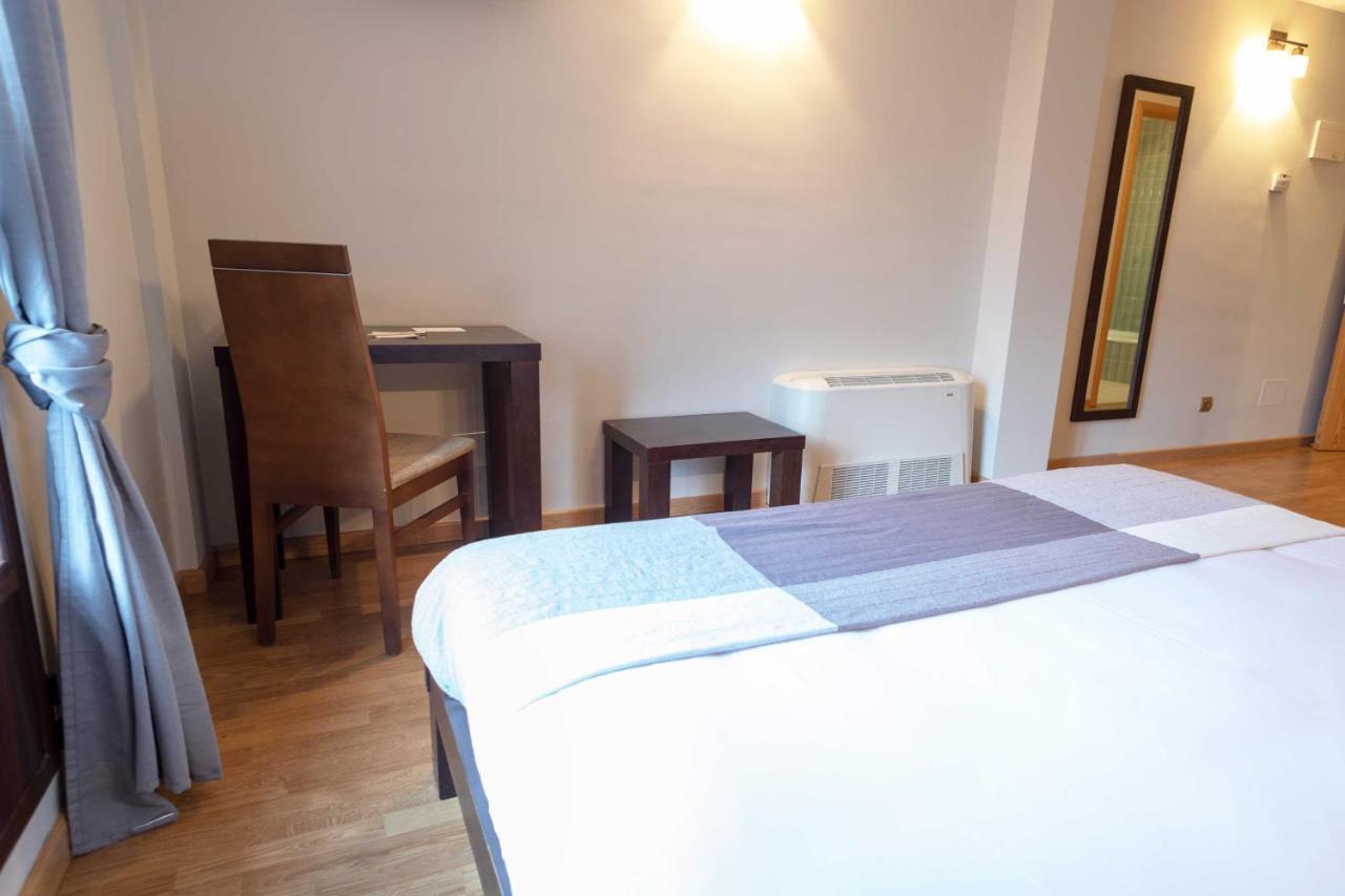 Hotel Alda Tordesillas Eksteriør bilde